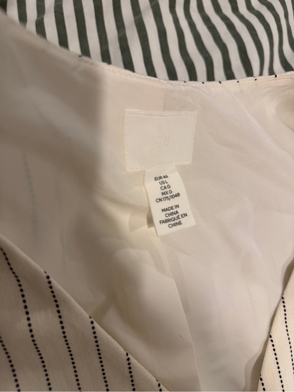 H&M White Vest with Black Pinstripes - Picture 5 of 6